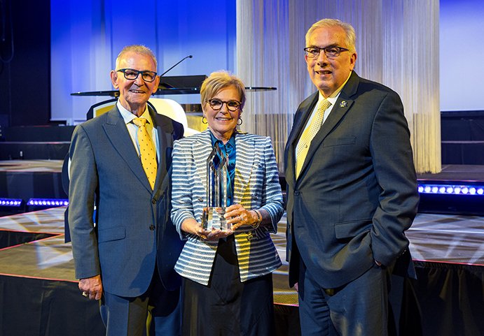 Bill and Carolyn Hinks of Sioux Falls, shown with SDSU President Barry Dunn, were named the South Dakota State University Foundation’s 2023 Philanthropic Family of the Year.