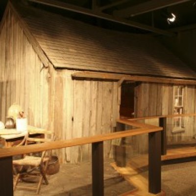 Reproduction of a shanty in the museum
