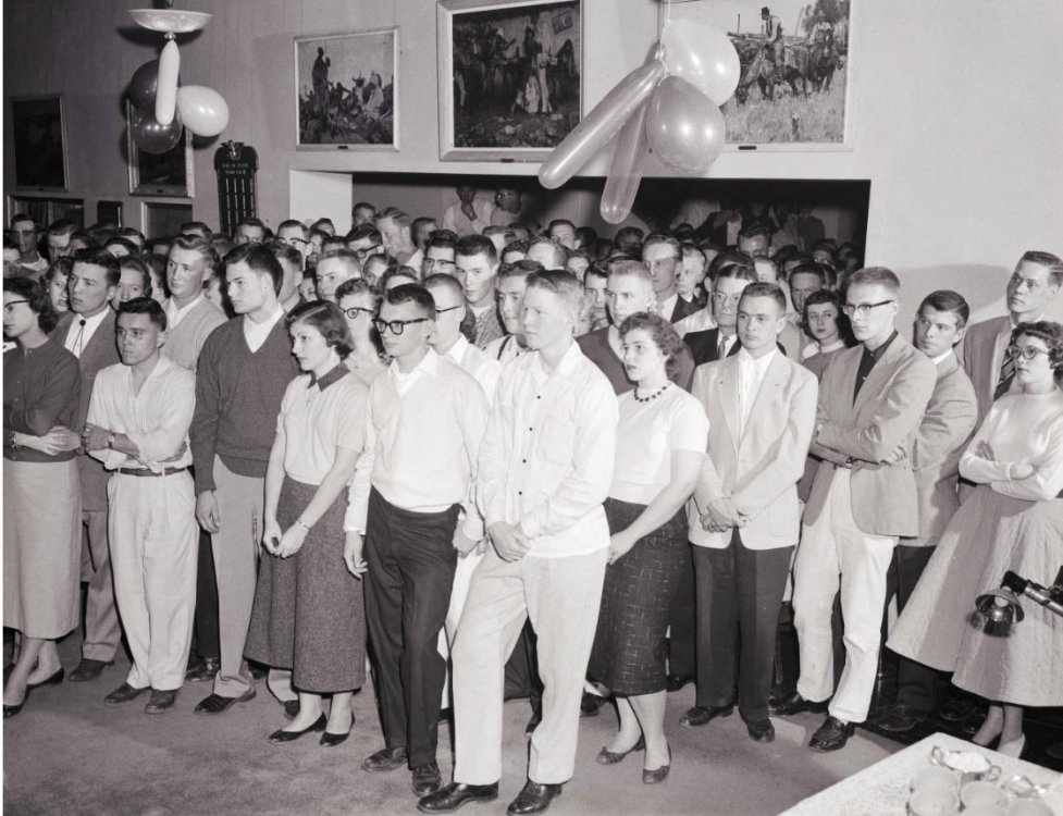Pugsley Student Union student gathering, 1965