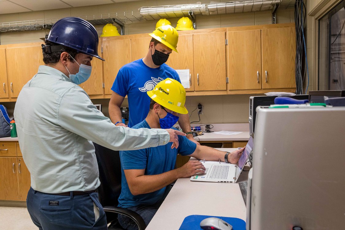 Civil and Environmental Engineering structures lab