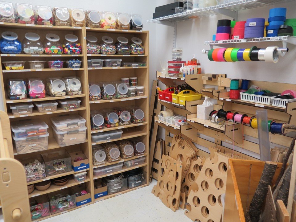 In the Maker Space studio there are many different types of loose parts such as containers of beads, buttons and wire.