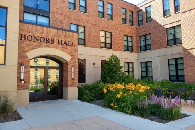 Image of Honors Hall