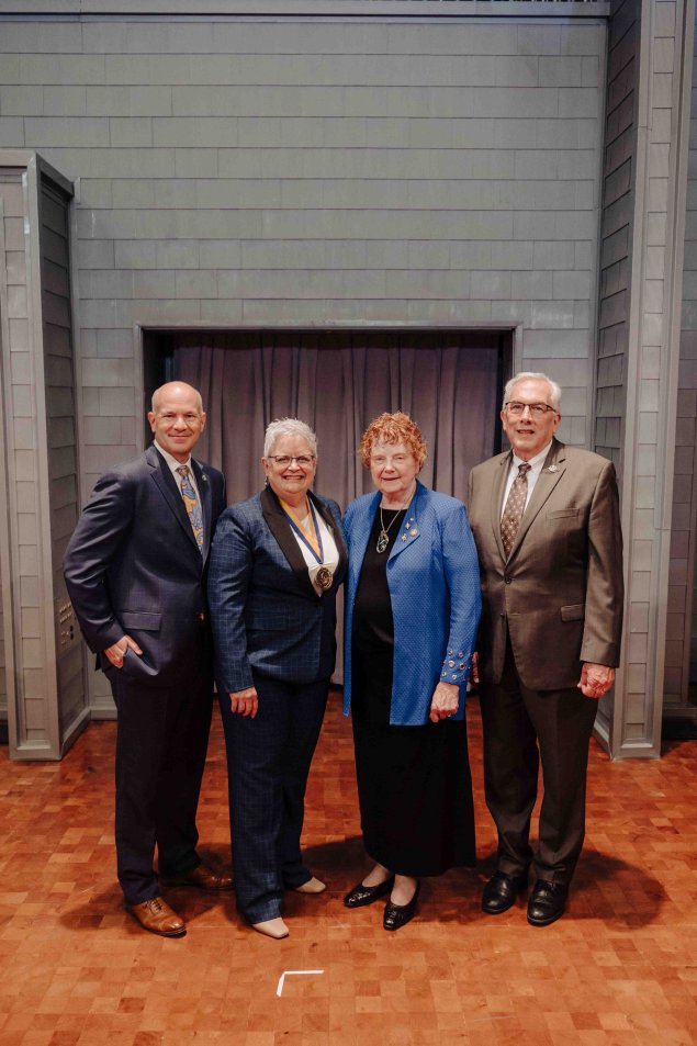 Dean Krogh and Dean Emeritus Roberta Olson with President Barry H. Dunn