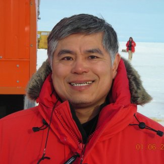 Jihong Cole-Dai in Antarctica, Jan. 2007